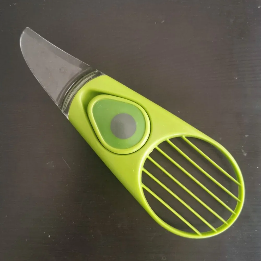 1pc 3-in-1 Avocado Slicer Peeler Core & Slice Tool - Green Hass‎ Avocado Cutter